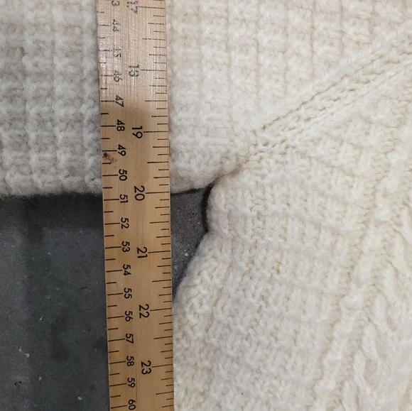 Vintage wool cableknit mens small women's medium sweater - Picture 7 of 12